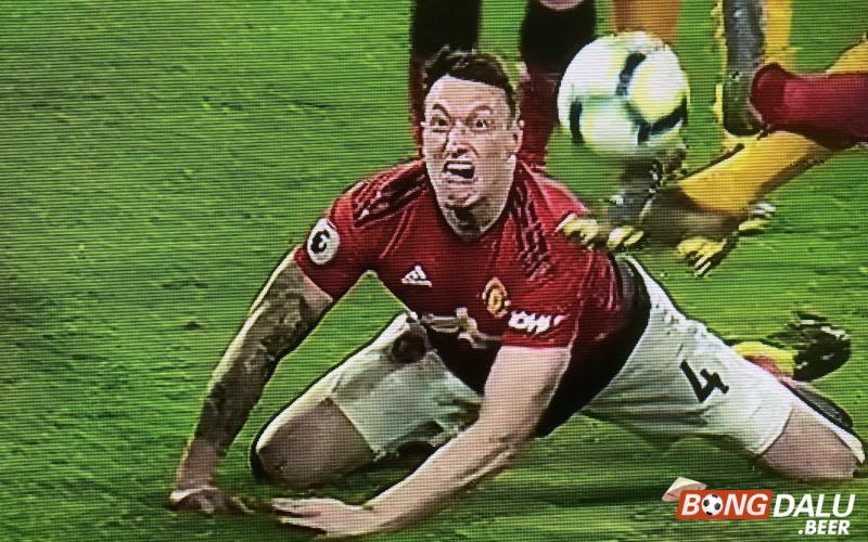 Phil Jones là ai?